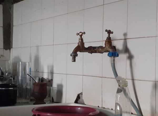 En un barrio de Gonnet nuevamente reclaman la falta de agua: &ldquo;Por favor atiendan los reclamos&rdquo;