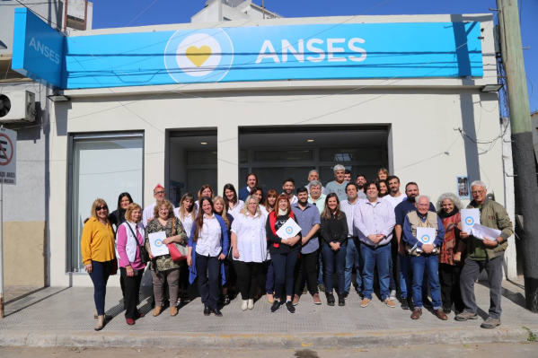 Fernanda Raverta continua con sus recorridos en diferentes oficinas de ANSES