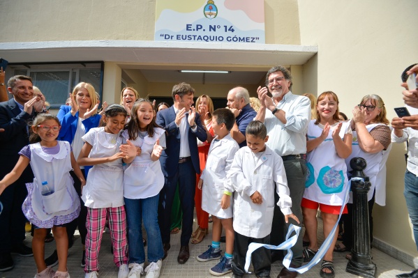 La provincia sumó un nuevo edificio escolar: "Estamos del lado de los que defienden a la escuela pública"