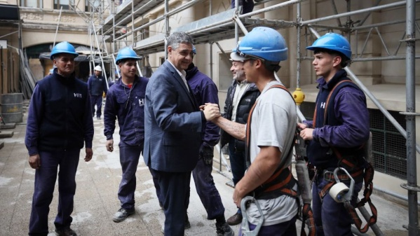 Lanzaron el Plan de Infraestructura Escolar 2024 en CABA con más de mil obras en 800 escuelas