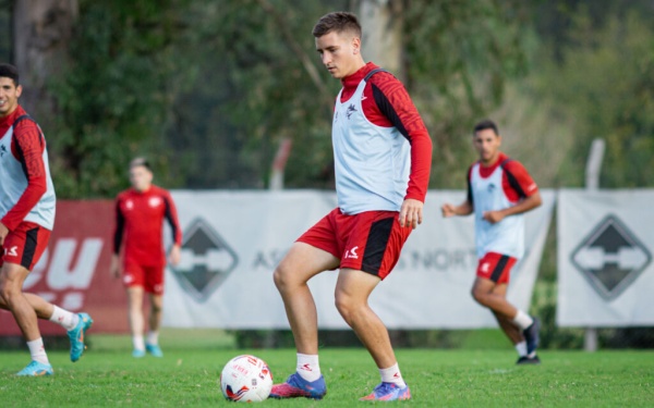 Con un equipo íntegramente alternativo y sin titulares viaja a Santa Fe 