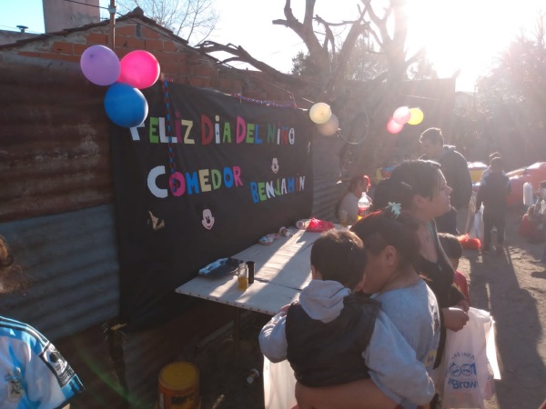 Un comedor de Barrio Rivadavia pide ayuda: “Hace cuatro meses que estamos con esto y nadie preguntó si necesitábamos algo"