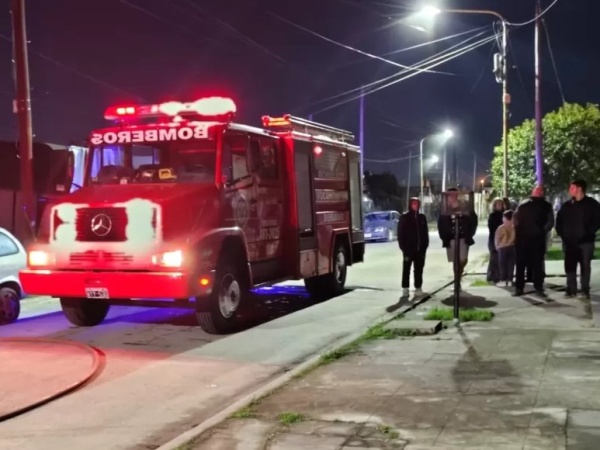 Un incendio provocó importantes pérdidas materiales en La Plata