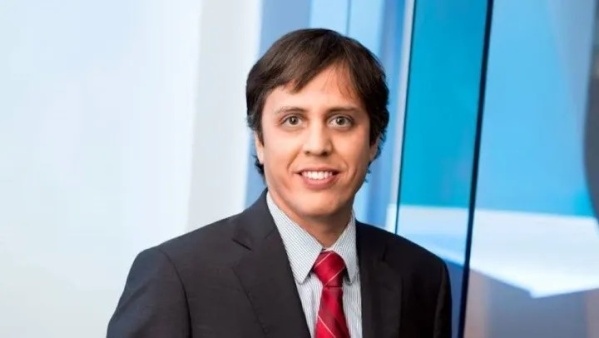 Identificaron al argentino que murió con su hijo en el accidente aéreo de Washington