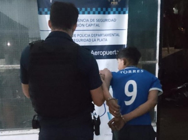 Detuvieron al "Papichulo" de Villa Elvira y ya cuenta con 26 entradas a las comisar&iacute;as