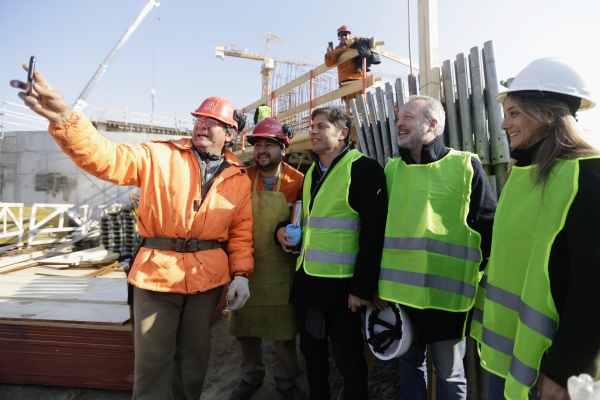 Kicillof recorrió la megaobra del Sistema Riachuelo: "Se trata de una de las obras de ingeniería y saneamiento más grande"