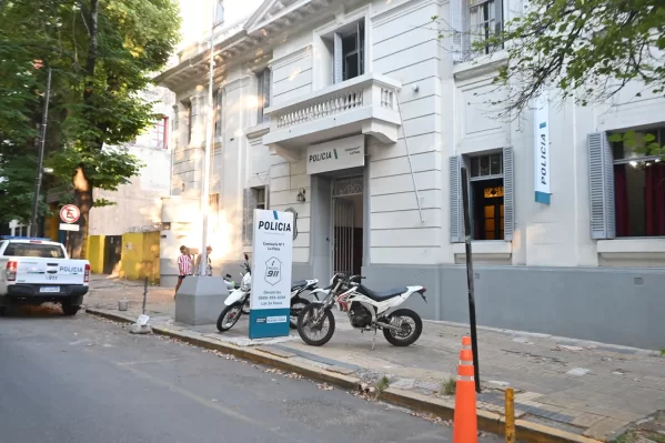 Detienen a un hombre en La Plata por realizar una falsa denuncia de robo de auto para cobrar el seguro