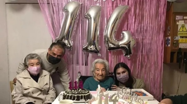 A los 115 años, falleció la mujer más longeva del país
