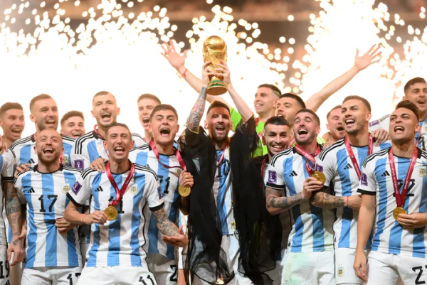 Festeja el campeón: la Selección Argentina ya tiene rival y lugar para su próximo partido en el país