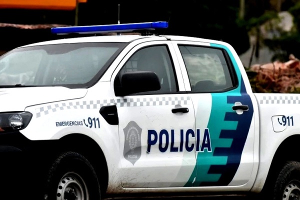 Un penitenciario de La Plata fue baleado cuando se dirigía a comprar una moto: por el hecho demoraron a un menor de edad