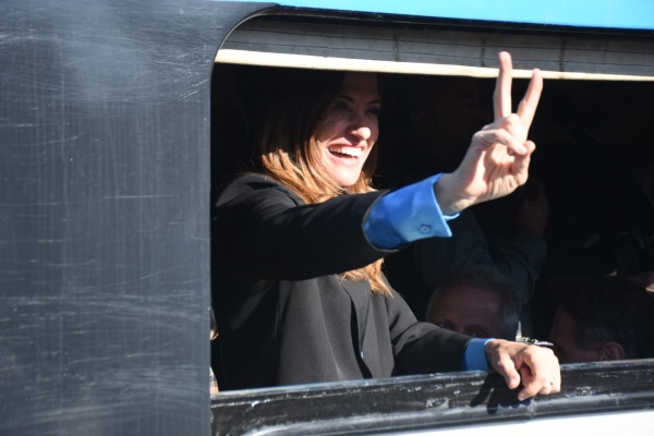 Tolosa Paz en la inauguración del nuevo tramo del Tren Universitario: “Mejora la vida de los estudiantes y vecinos platenses”