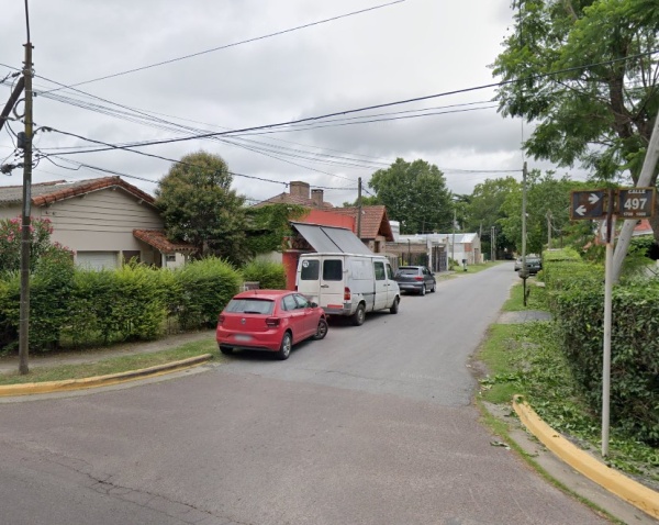 Cayó parte de la banda que asaltó a una odontóloga en Gonnet: Detienen a dos hombres con armas y buscan a más implicados