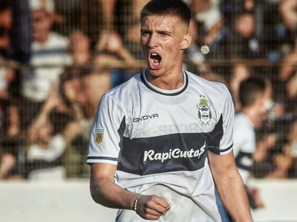 Un equipo de Alemania quiere a Felipe Sánchez