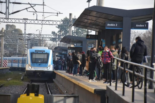 Accidente en Don Bosco complicó el Ramal La Plata del Tren Roca