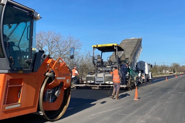 La Provincia licitó obras viales para La Plata y Berisso: buscan mejorar y garantizar las condiciones de circulación