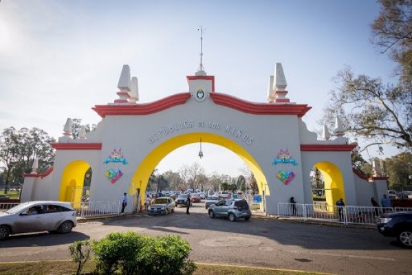 Vecina de Gonnet denuncia maltrato verbal por parte de uno de los directores de la Republica de los Niños