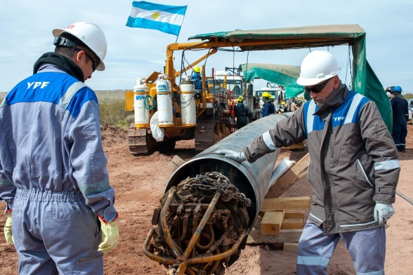 YPF volverá a exportar petróleo a Chile por primera vez desde 2006 a través del oleoducto trasandino