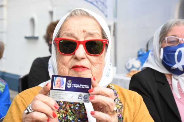 Hebe de Bonafini, en una jornada por la memoria de Gimnasia: "Gracias por este mimo enorme que nos hacen"