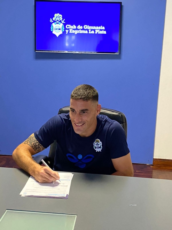 Leonardo Morales renovó y mejoró su contrato con el Lobo