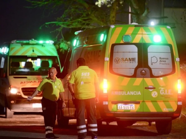 Preocupación por un nuevo accidente de tránsito en La Plata: Una moto terminó en el piso en plena lluvia