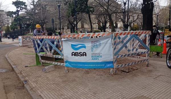 Denuncian falta de agua en 7 y 50 hace cuatro días