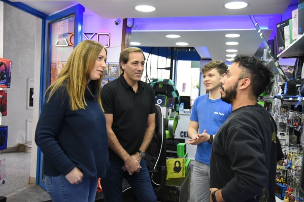 Garro estuvo junto a Vidal en City Bell: "En La Plata acompa&ntilde;amos a la gente que invierte y genera trabajo"