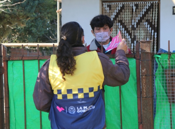 Se confirmaron 10 casos de Covid-19 tras un operativo sanitario en Abasto