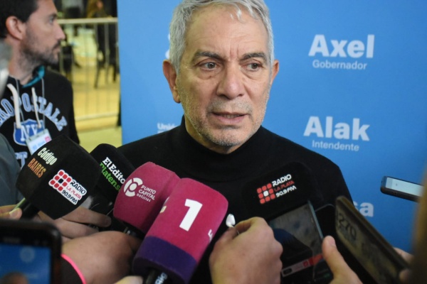 Julio Alak: "Se ha encendido la pasión por la militancia política, social y gremial en la ciudad de La Plata"