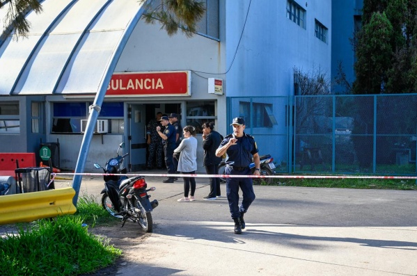 "Sangre por todos lados": así fue la feroz balacera con fierros, palos y hachas en la guardia del San Roque de Gonnet