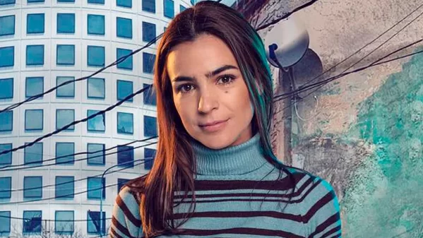 Agustina Cherri de festejo con su novio plenamente enamorada