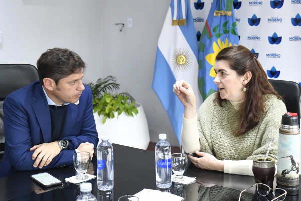 Kicillof se reunió con la intendenta de Moreno para "garantizar la seguridad y llevar tranquilidad a los vecinos"