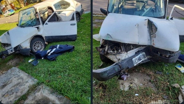 Trágico accidente en Ensenada: un hombre perdió la vida tras estrellarse contra una casa