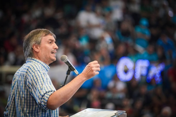 Máximo Kirchner en el plenario del FDT porteño llamó “a definir un programa de gobierno”