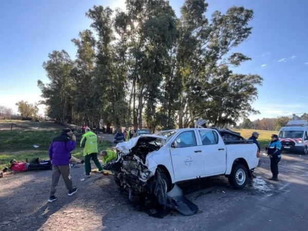 Cinco platenses heridos tras un impactante choque frontal en la Ruta 3 a la atura de Azul