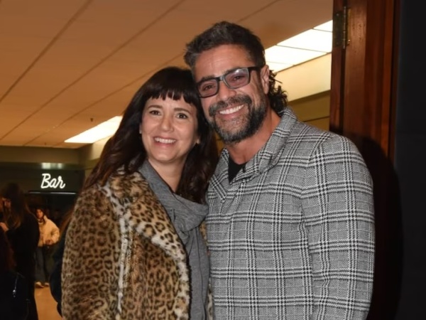 Luciano Castro y Griselda Siciliani se alejaron de todo en una escapada íntima junto al mar