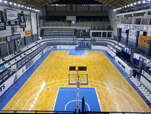 Solamente un susto: hubo un principio de incendio en el Polideportivo Tripero pero fue controlado a tiempo