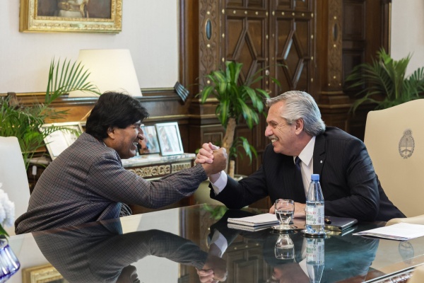 Alberto Fernández recibió a Evo Morales en Casa Rosada