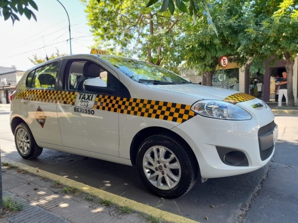 Un problema ¿Sin solución?, continúan las quejas por el mal servicio de las empresas de taxi en Berisso