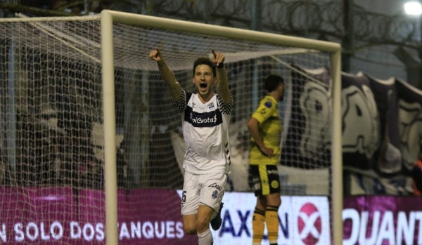 Gimnasia derrotó a Flandria con los goles de Soldano y avanzó a octavos en Copa Argentina