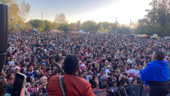 Etcheverry explotó con los festejos de su 113º aniversario