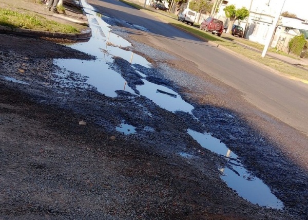 Vecinos de 66 y 159 reclaman por el mal estado de las calles: "¿Se puede hacer algo?"