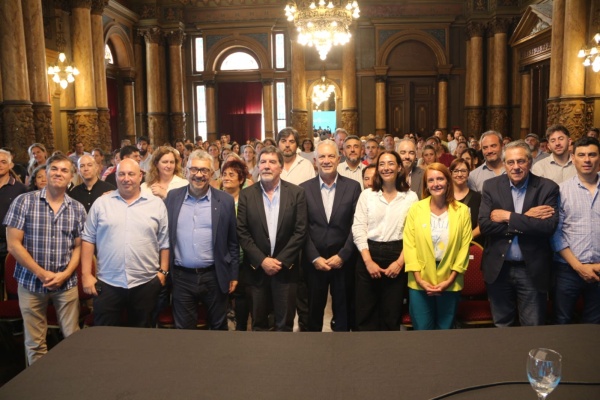 Se viene la primera etapa del Plan 100 Escuelas y las obras se dividen en cuatro zonas de La Plata