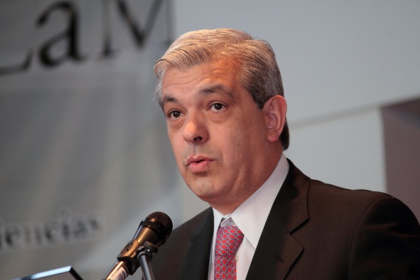 Julián Domínguez renunció como ministro de Agricultura