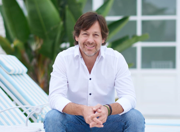 El escribano Mariano Penas ser&aacute; precandidato a Intendente de La Plata con Vecinos Unidos: el "Colo" P&eacute;rez ser&aacute; su concejal