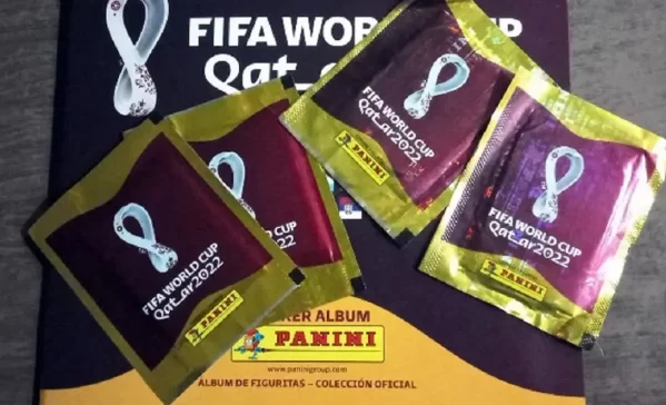 Los kiosqueros marcharon a la sede de Panini por faltante de figuritas del Mundial Qatar 2022