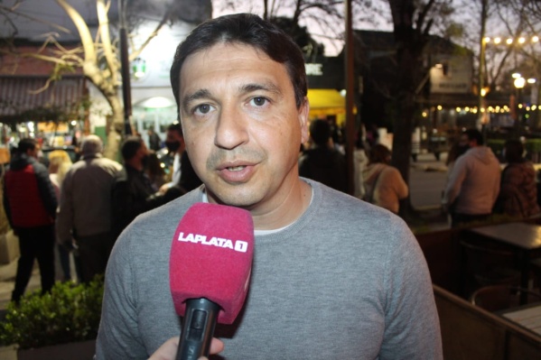 Gerardo Jazmín, presente en City Bell: “Vamos a acompañar a todos los vecinos para que vuelvan a confiar en la política"