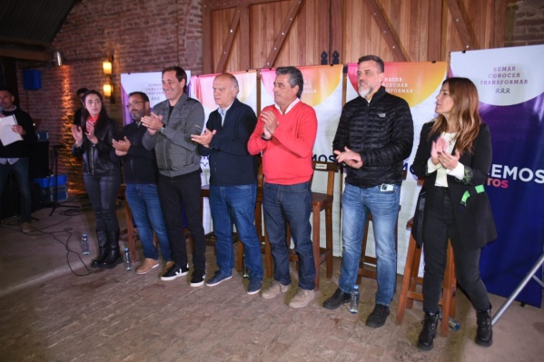 Garro y Grindetti presentaron el partido "Juntos Hacemos": "Trabajamos para solucionar el problema al vecino"
