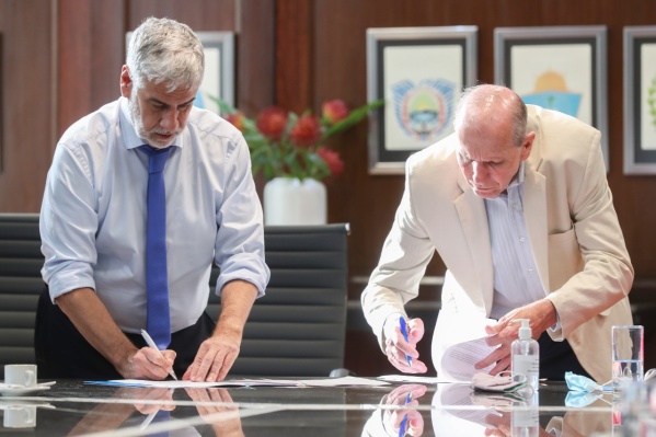 El Gobierno firm&oacute; un acuerdo por el precio del pan: la referencia es 270 pesos como m&aacute;ximo por kilo