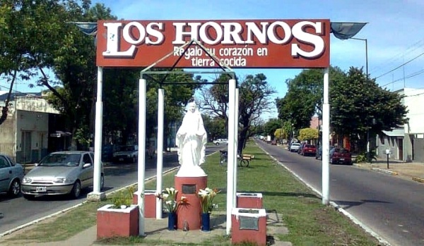 Milagro en Los Hornos: agentes del Servicio Penitenciario reanimaron a una beba de 11 meses