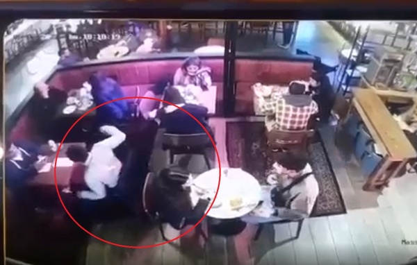 Una platense sufri&oacute; un robo en un importante local gastron&oacute;mico y asegura que no le quisieron tomar la denuncia